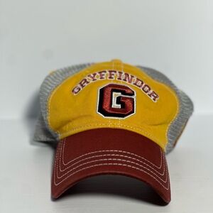 Harry Potter Gryffindor Team Captain Trucker Hat – Universal Studios